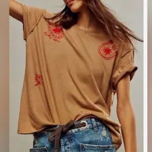 We The Free Horsin’ Around Tee with Red Accents Small NWOT